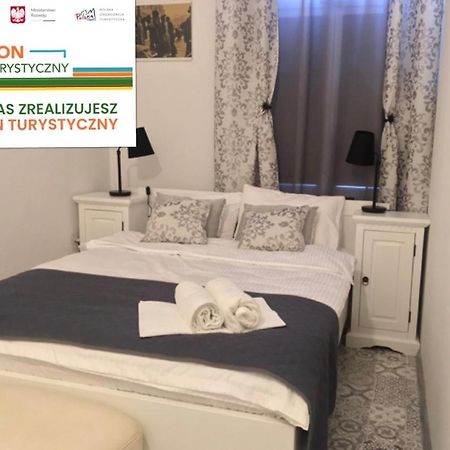 Old Cracow Apartments Krakow Luaran gambar
