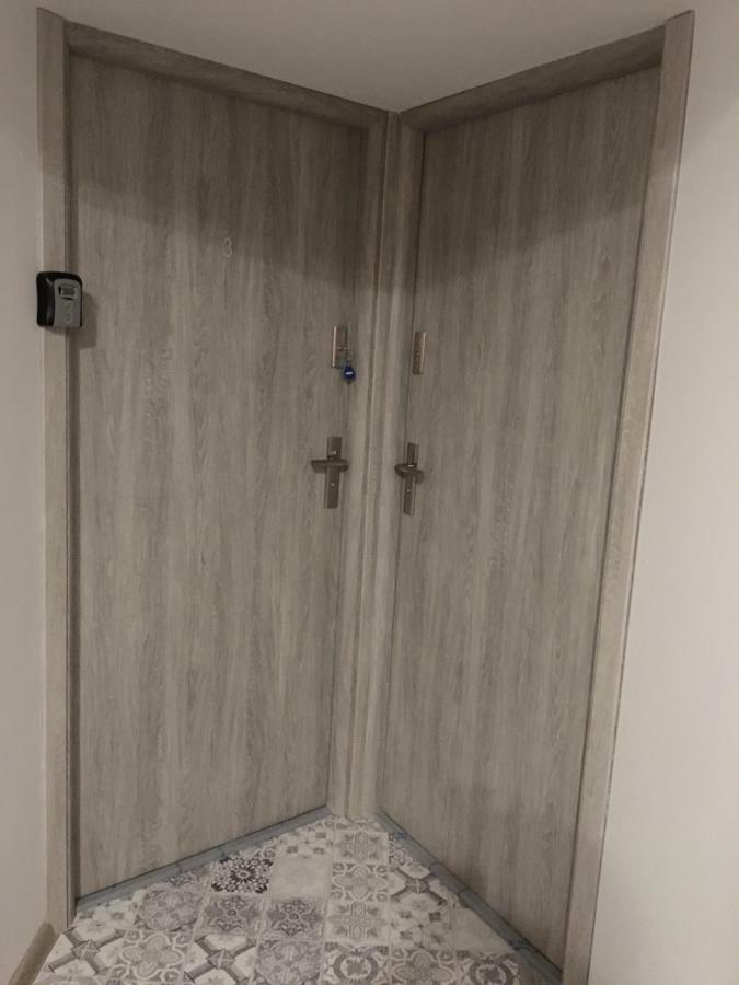 Old Cracow Apartments Krakow Luaran gambar